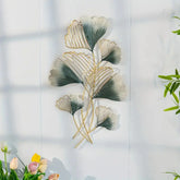 Botanical wall décor