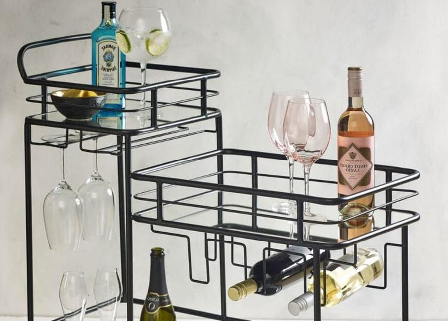 Serve and display with ease