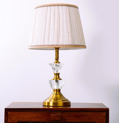 Golden Elegance Vase Shaped Table Lamp – Modern Classic Design - WoodenTwist