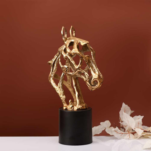 Golden Stallion - WoodenTwist