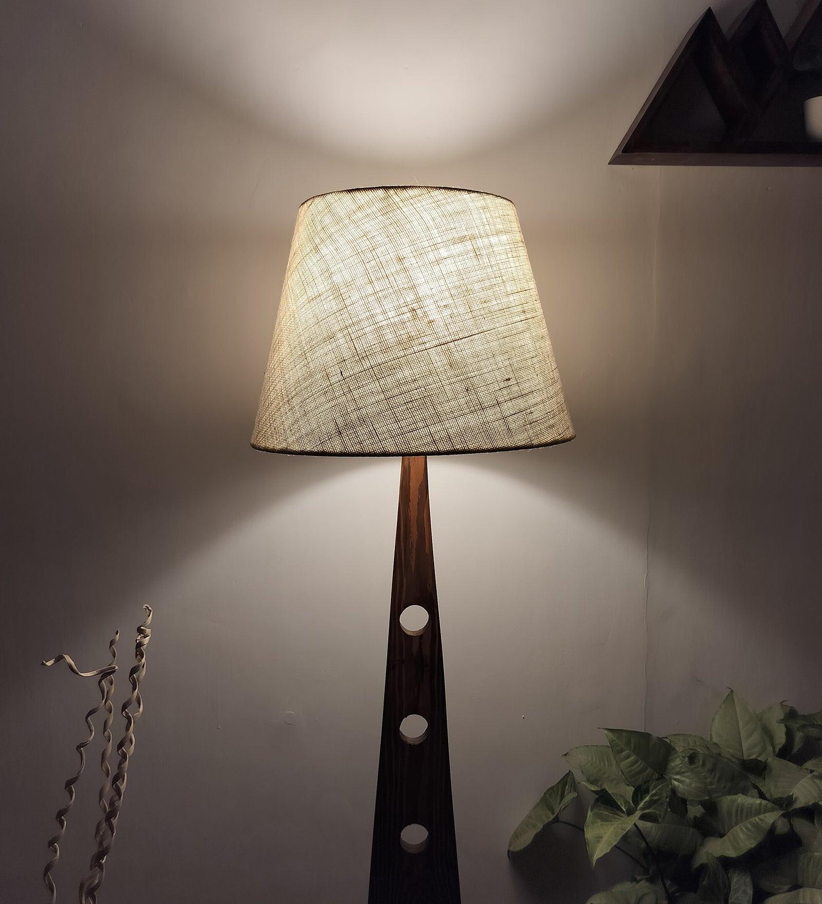 Multipurpose floor lamp