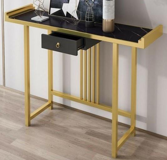 Elegant look, organized essentials
