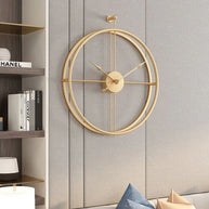Luxurious wall clock