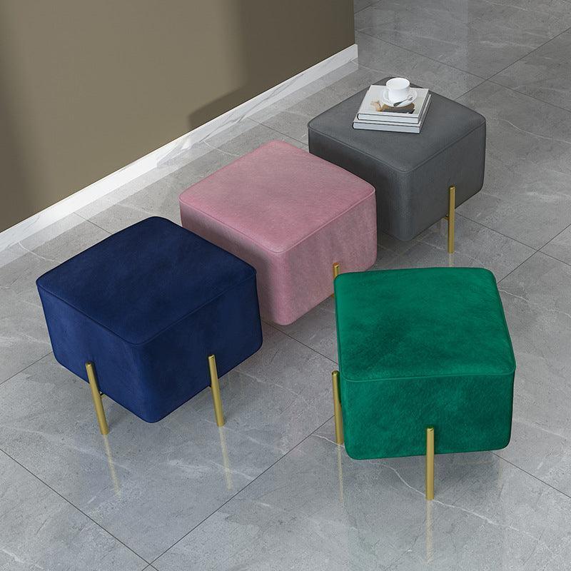 Five velvet colours to choose from