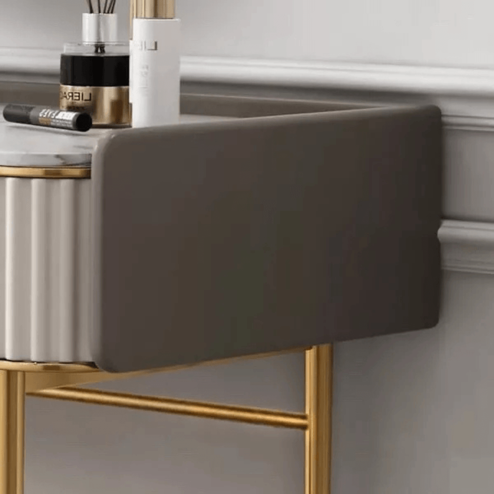 Modern Vanity Table