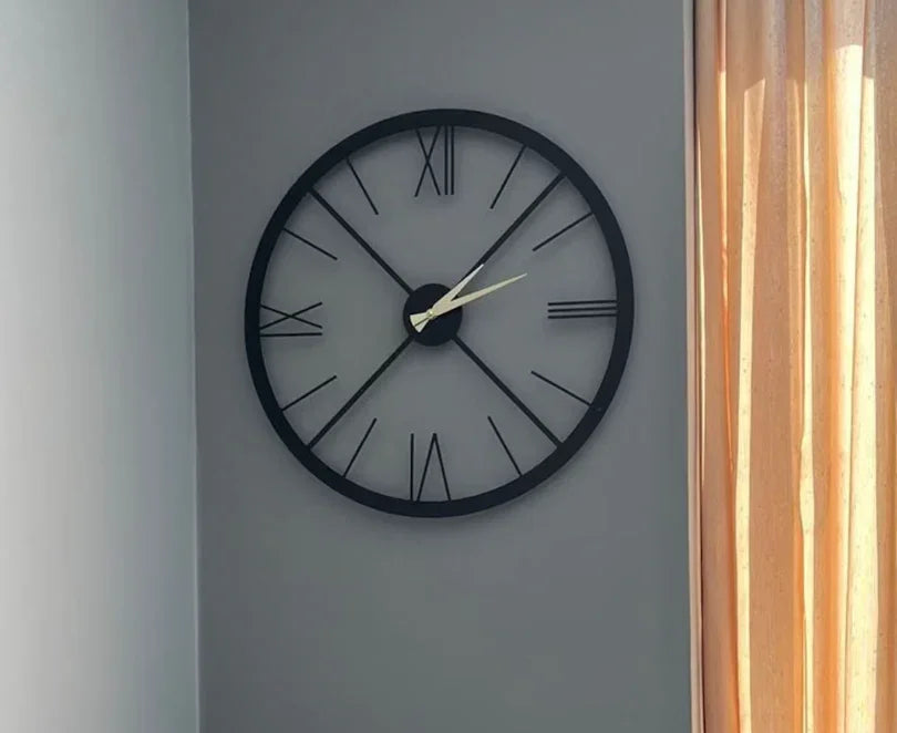 Modern Black Metal Wall Clock 