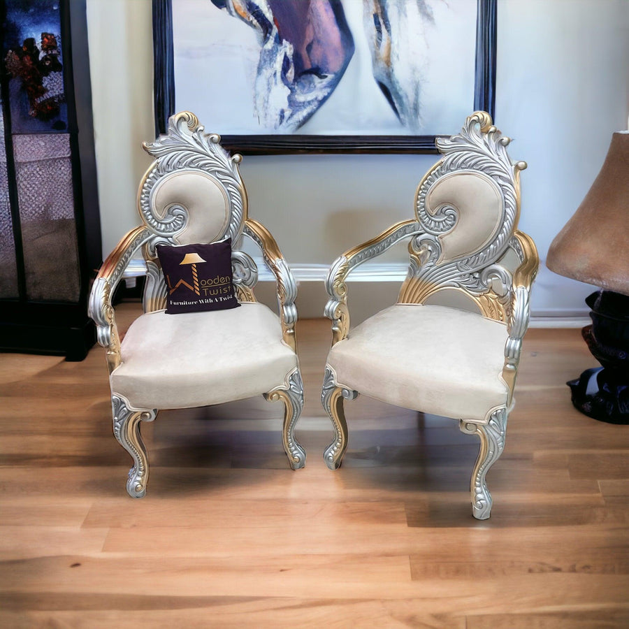 Relaxed seating with armrests