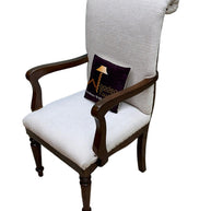 Armrest accent chair