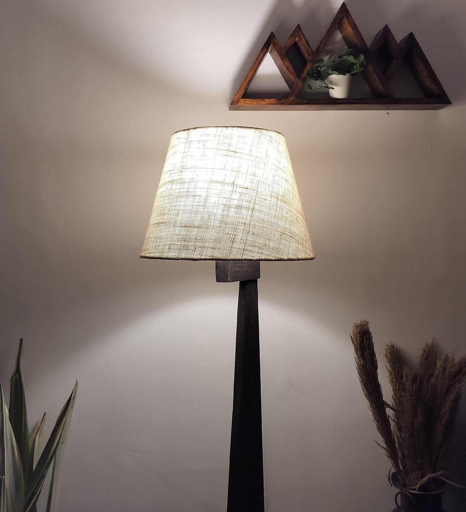 Multipurpose floor lamp