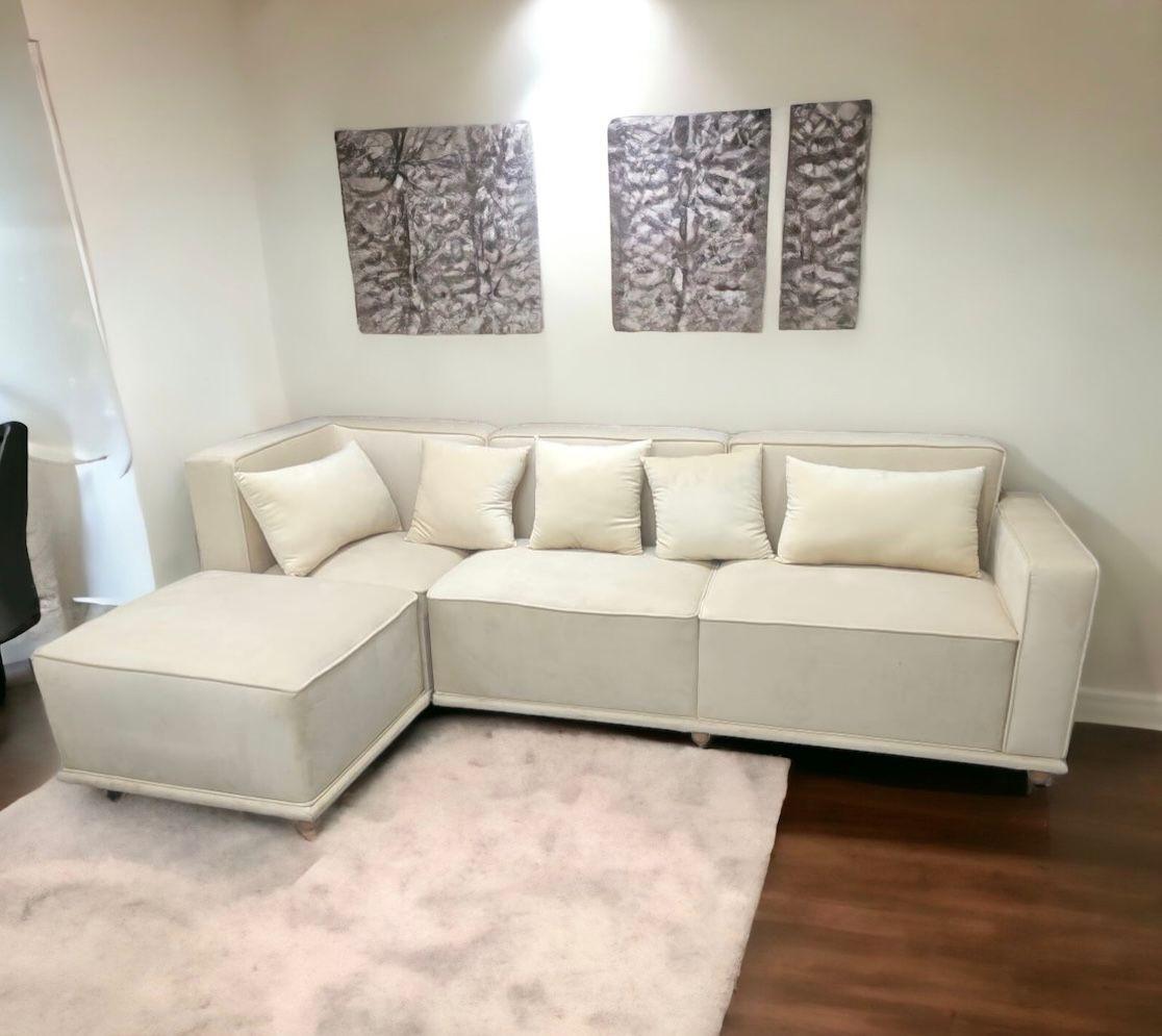 Madera Handmade Modular Sectional Sofa Set 5 Seater (Cream) - WoodenTwist