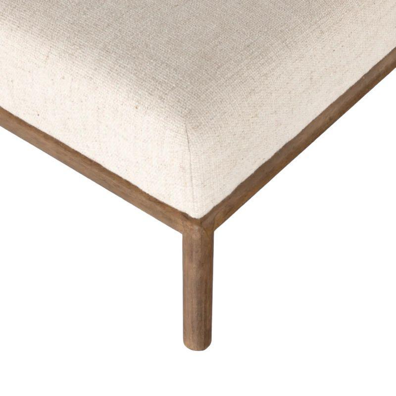 Chaise lounge size