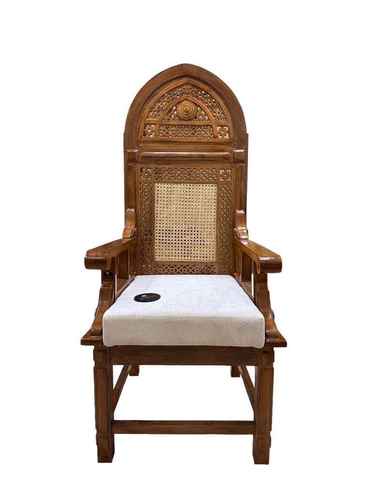 Elegant Chief Justice Armchair