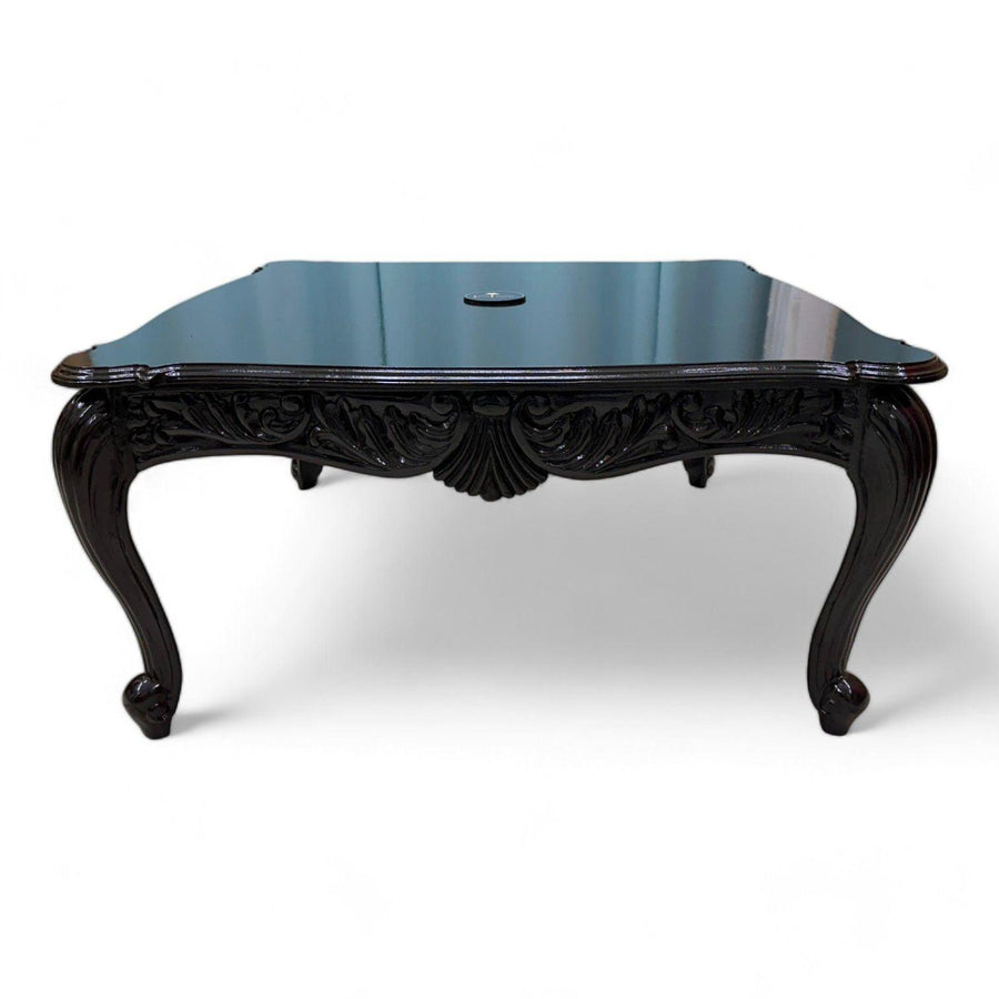 A Focal Point for Your Living Room