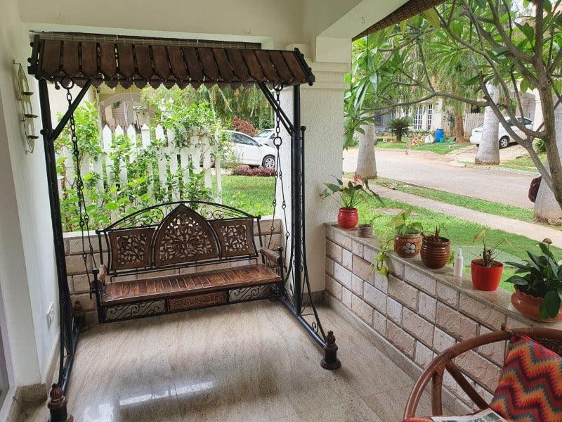 Wooden Twist Garden Swing - outdoor cradle swing view