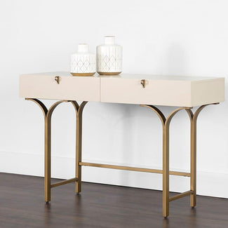 Sleek Design Storage Box