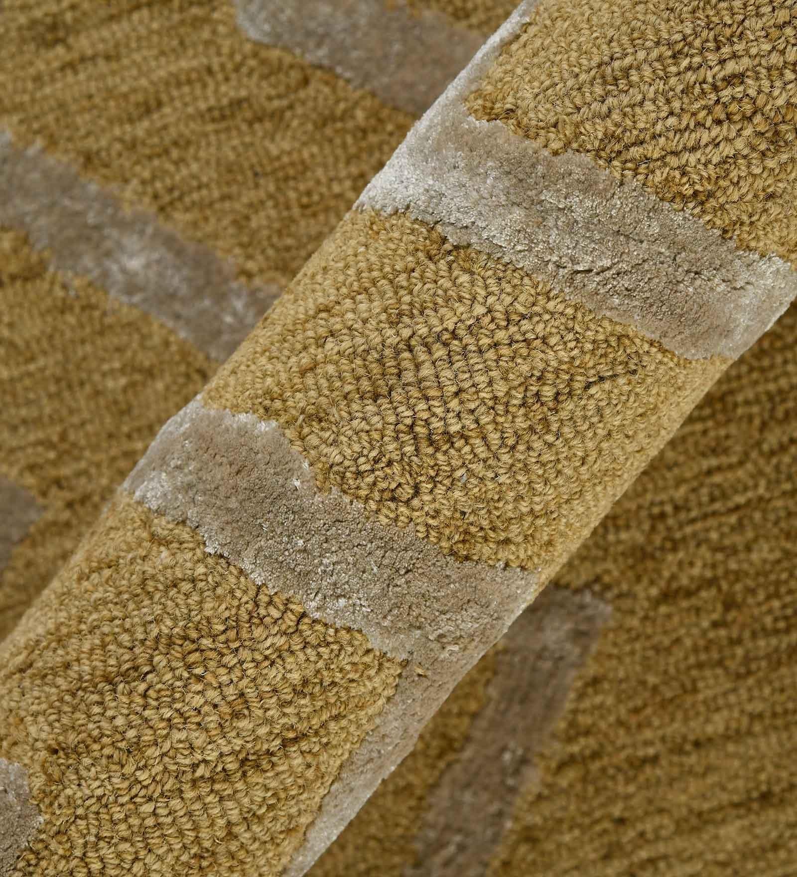 Hand Tufted Canyan Golden Color Carpet - WoodenTwist