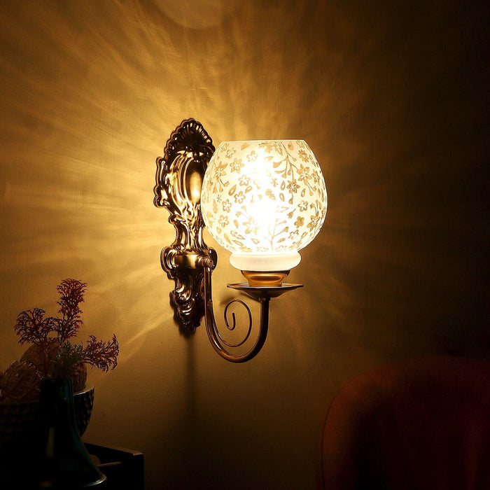 Classy & Stylish Gold Iron Wall Light - WoodenTwist