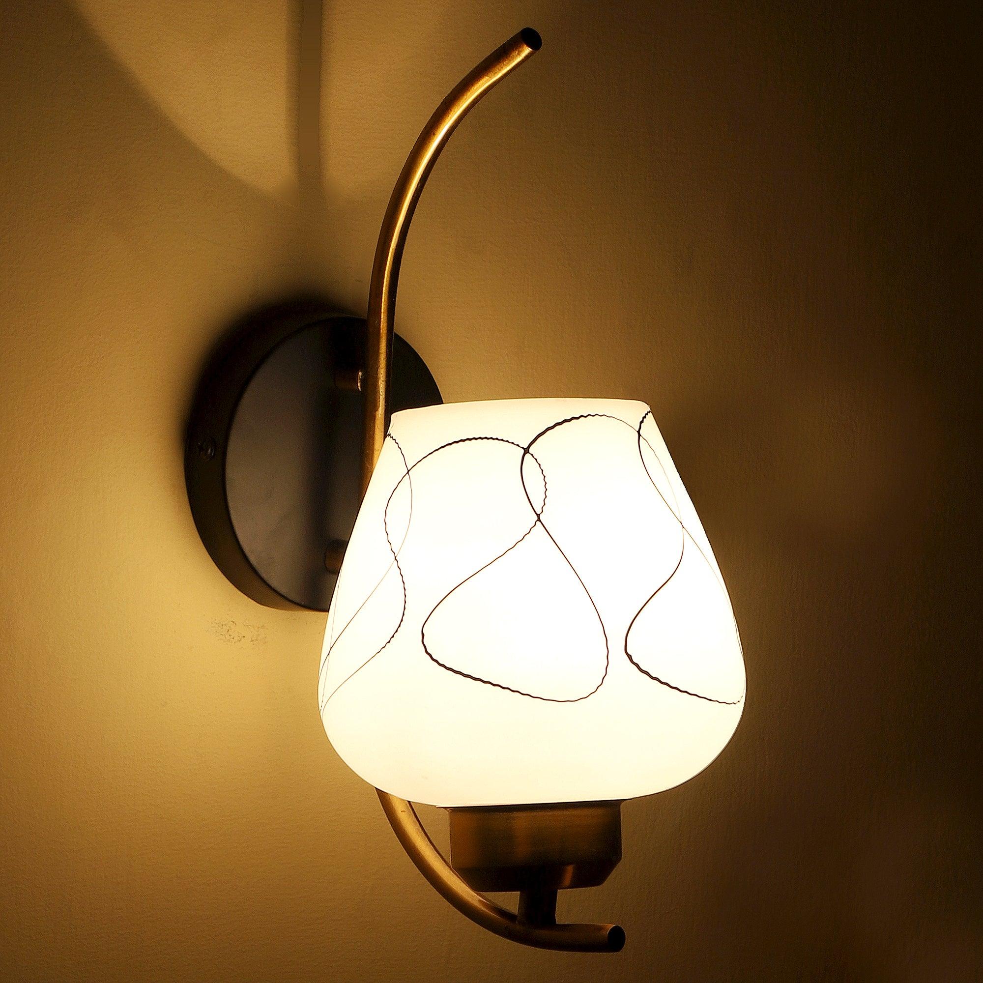 Stylish & Classy Black & Gold Iron Wall Light - WoodenTwist