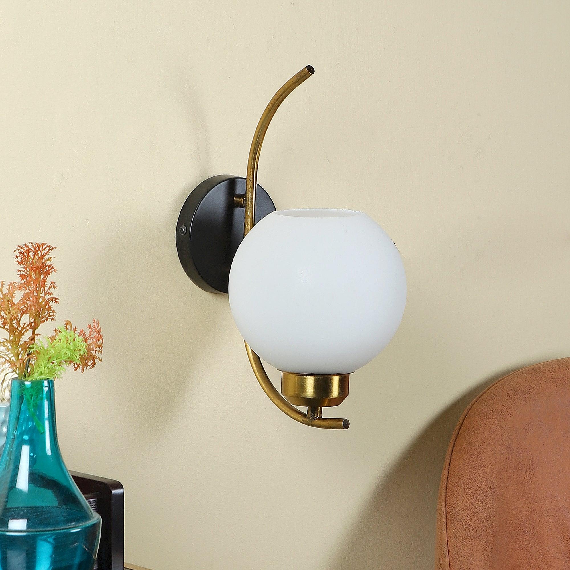 Stylish & Classy Black & Gold Iron Wall Light - WoodenTwist