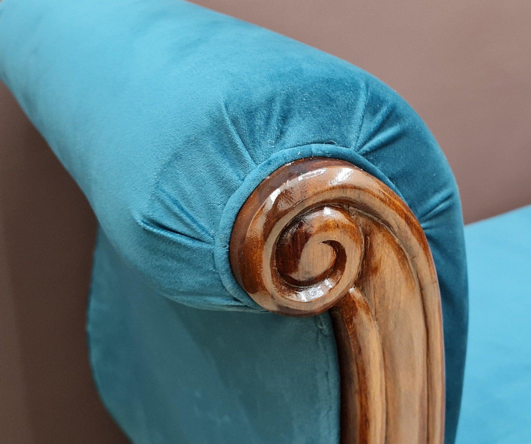 Wooden Twist Fovero Sheesham Wood Bench Couch - close-up view