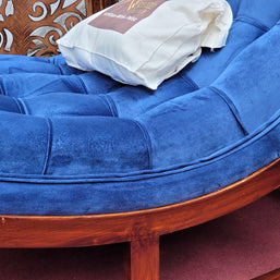Luxurious Large Rocking Chair in Premium Sheesham Wood