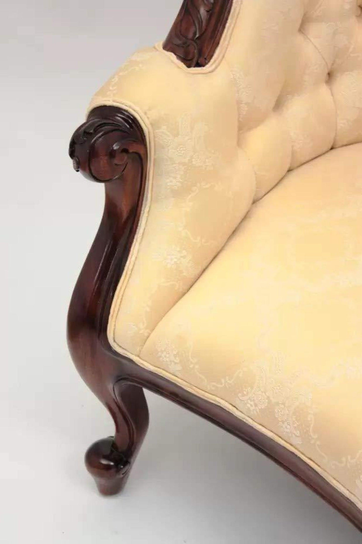 Céleste Teak Wood Chaise Lounge Settee - detail view