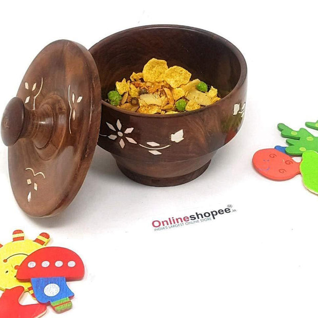 Wooden Fancy Bowl with Wooden Covering Plate in brown Sheesham wood