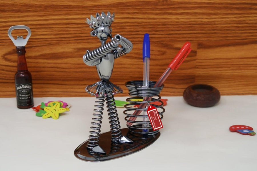 A Handy Companion for Your Workspace