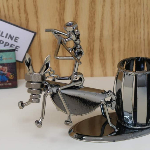 Metal Bandsman Grande Pen Pencil Holder - WoodenTwist