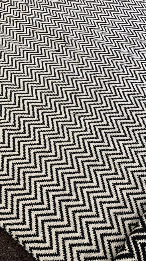 Chevron Reversible Rug Runner for Bedroom/Living Area/Home with Anti Slip Backing - WoodenTwist