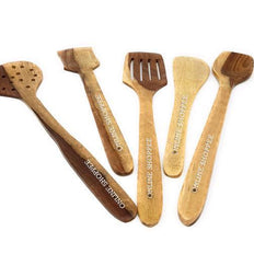 Wooden spoon set of 5 pieces, front view