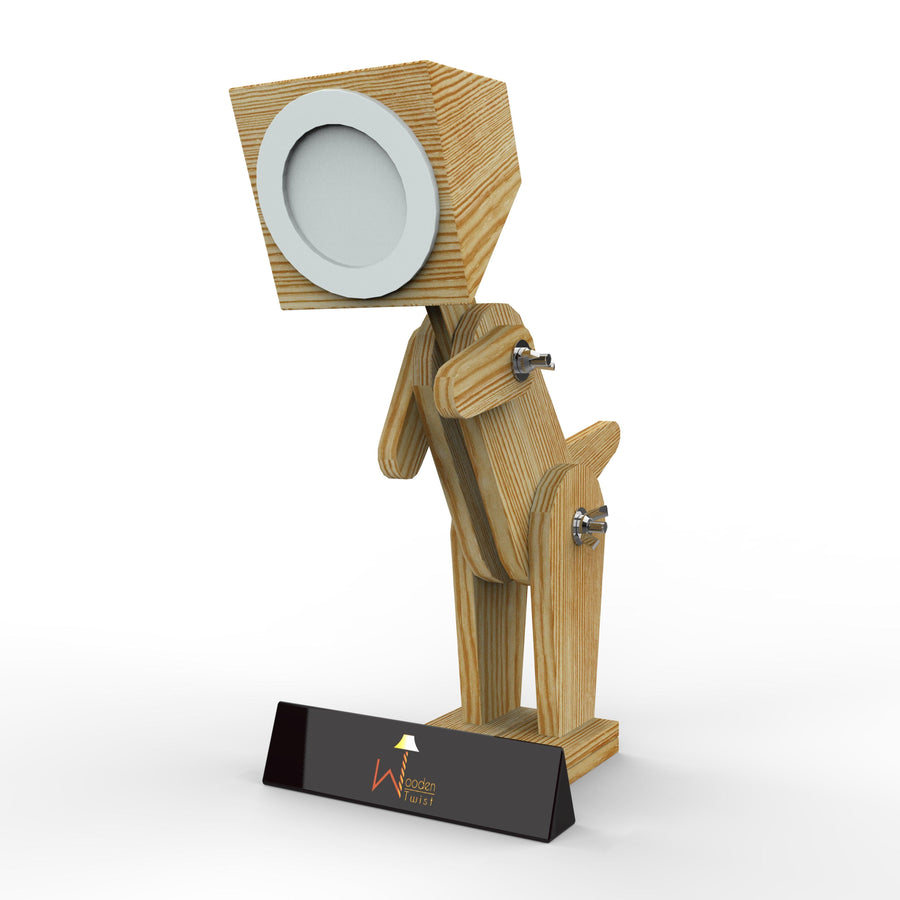 Bright, Posable Desk Light