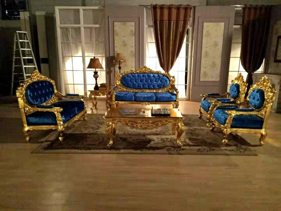 Tufted Seats Over High-Density Foam