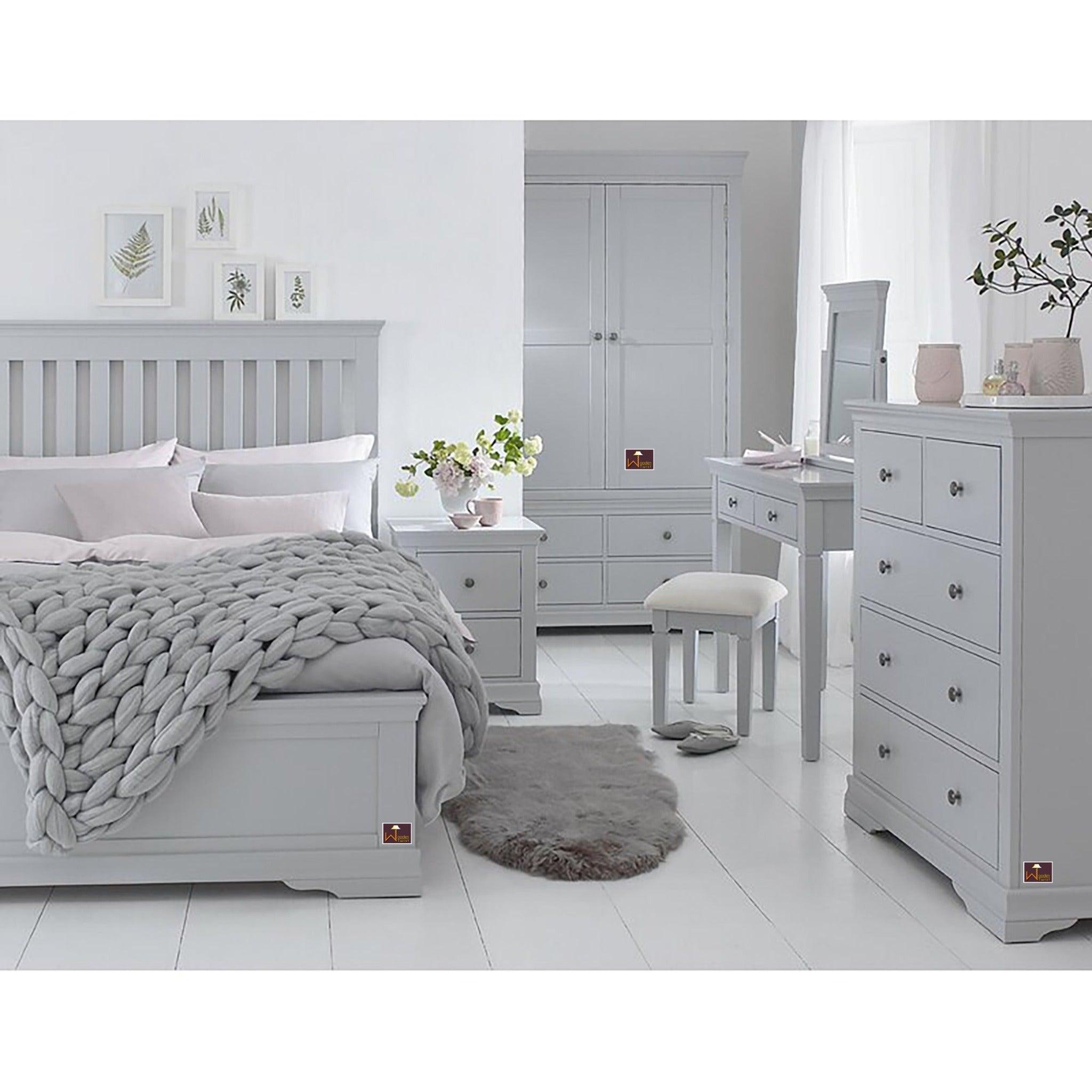 Wooden Wardrobe 