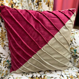 Fabrahome Abstract Square Velvet Fabric Cushion Cover Set of 2 ( Multicolor ) - WoodenTwist