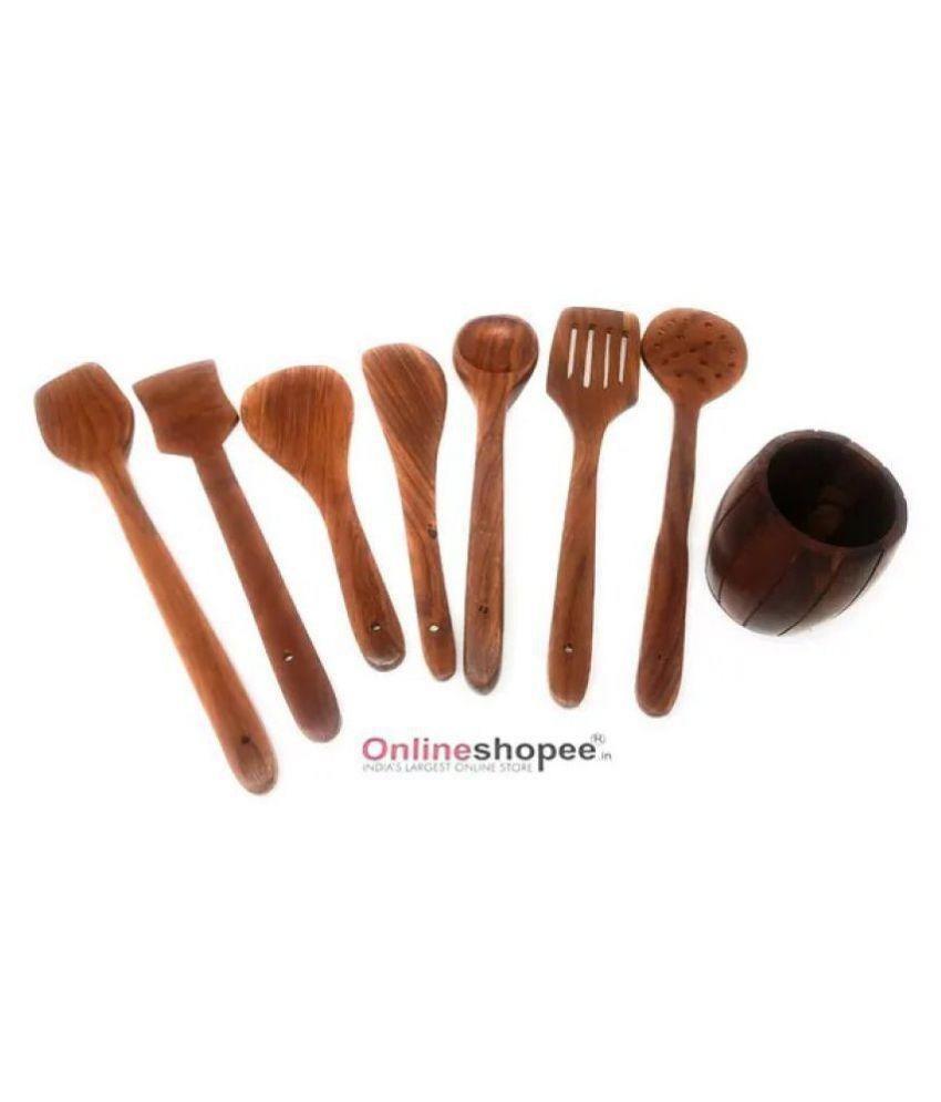 Wooden Kitchen Spoon Set of 8 with Barrel Shaped Stand - single spoon detail
