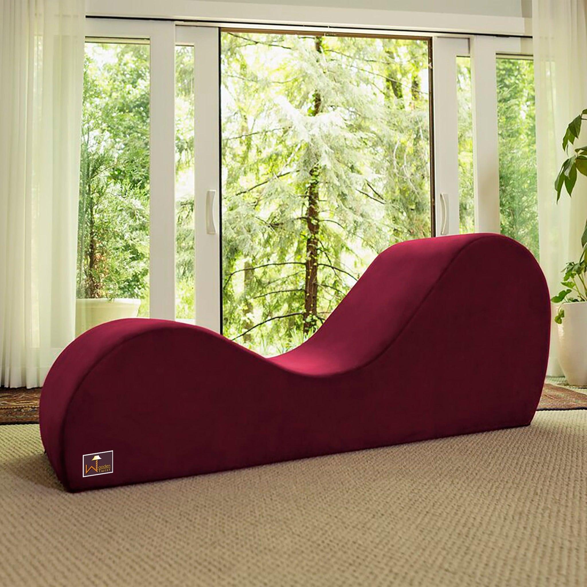 Modern Chaise Lounge