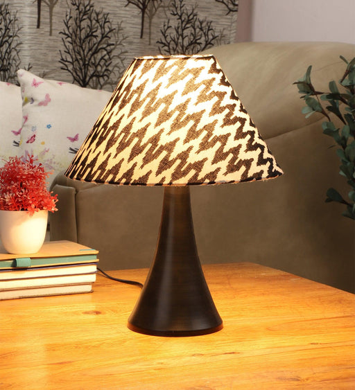 Chevron Design Print Shade With Metal Base Table Lamp - WoodenTwist