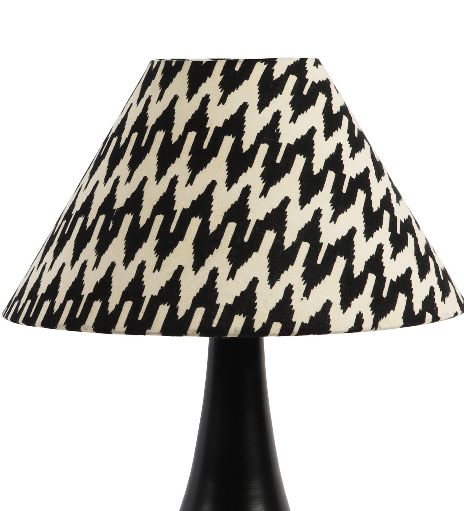 Chevron Design Print Shade With Metal Base Table Lamp - WoodenTwist