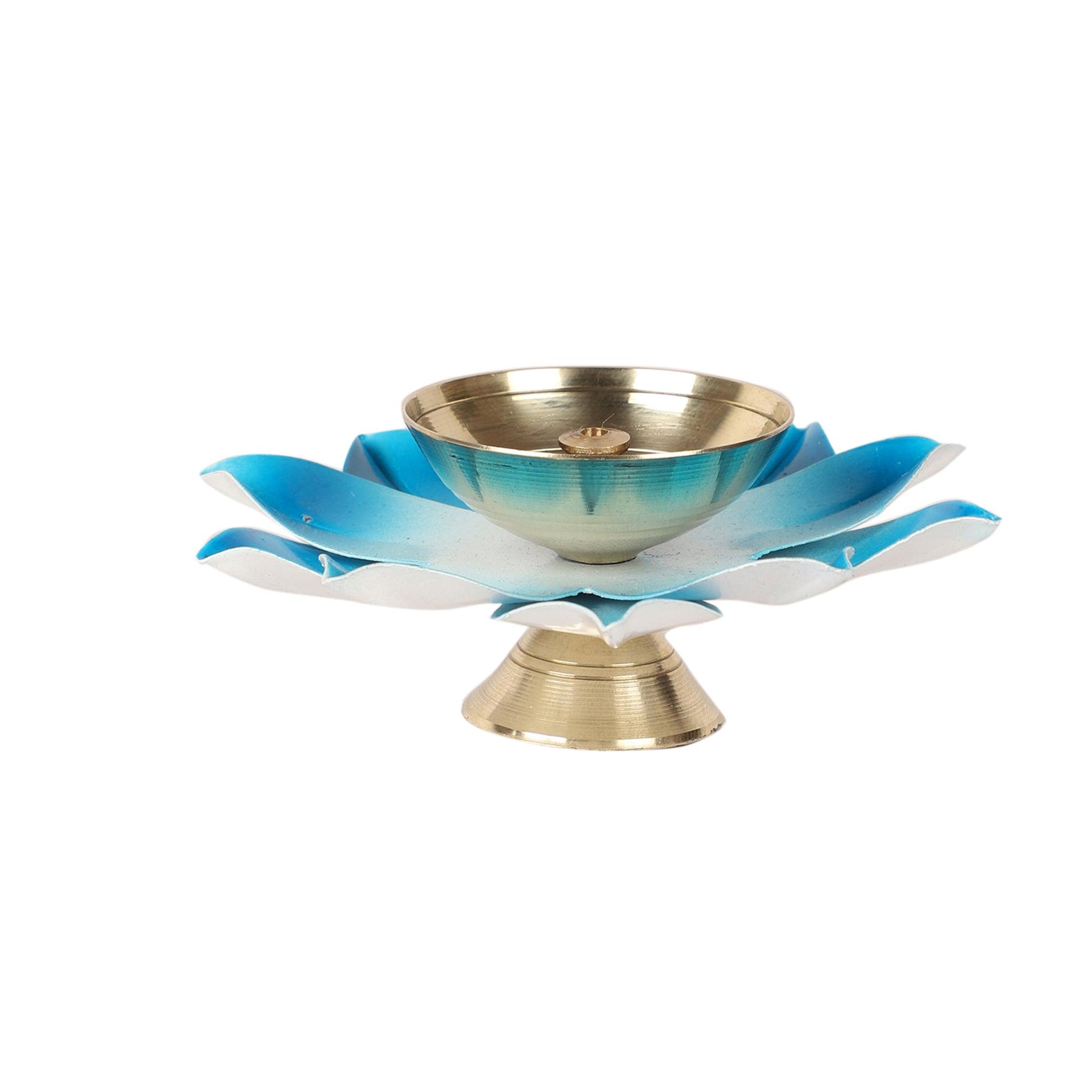 Decorative flower Brass Diya (Set of 4) - WoodenTwist