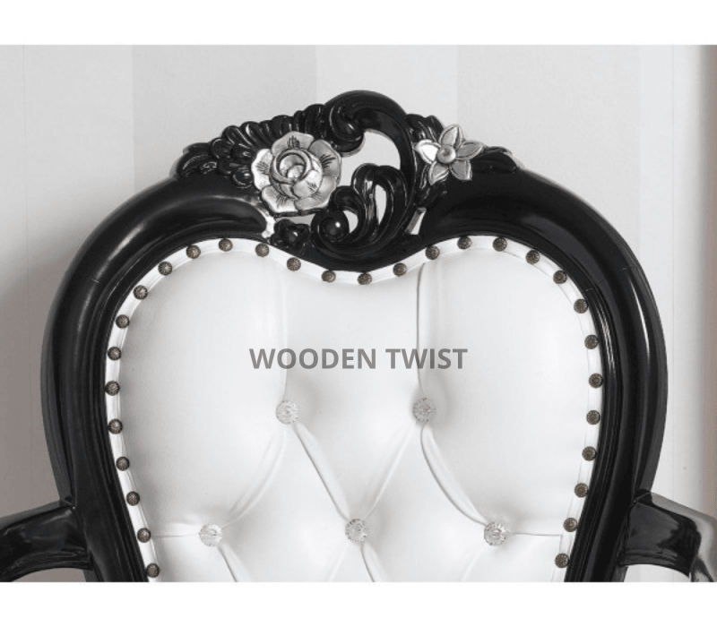 Luxurious Tufted Comfort