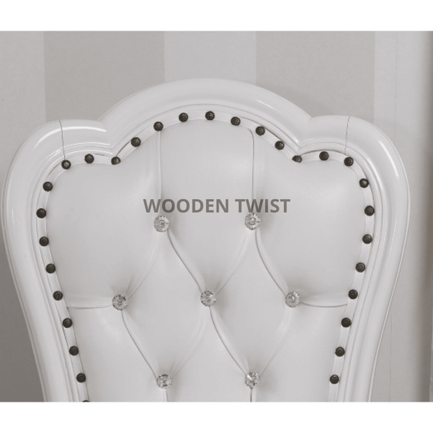 Kreslo Teak Wood Tufted Accent Chair for Living Room (White) - lifestyle setting