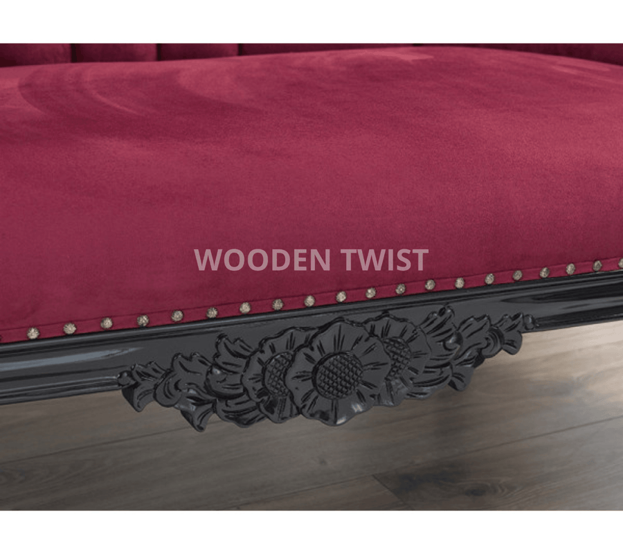 Black Finish, Customisable Upholstery