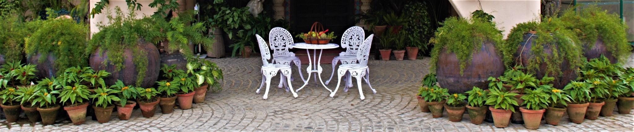 Regalia Series 1 Round Table & 4 Chairs (White) - WoodenTwist