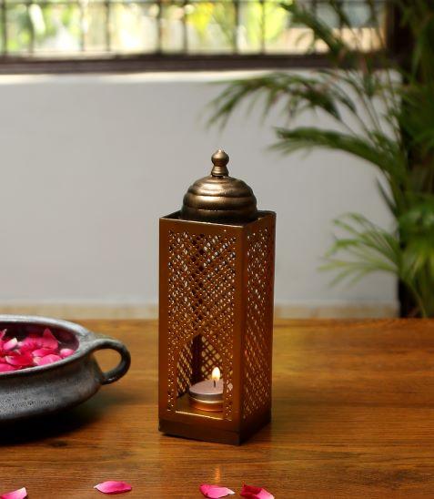 Hand Crafted metal Table Tealight holder with a fine etched mesh design - WoodenTwist