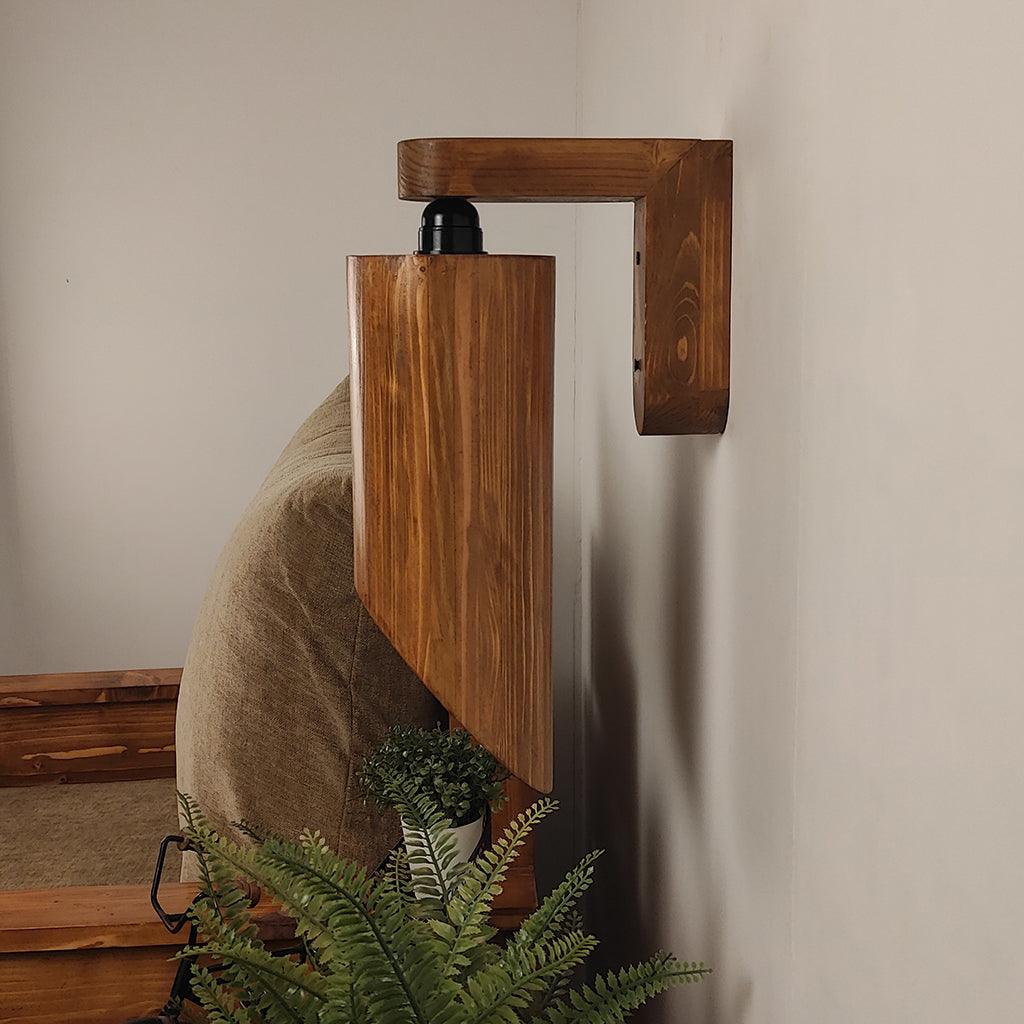 Cedar Brown Wooden Wall Light - WoodenTwist