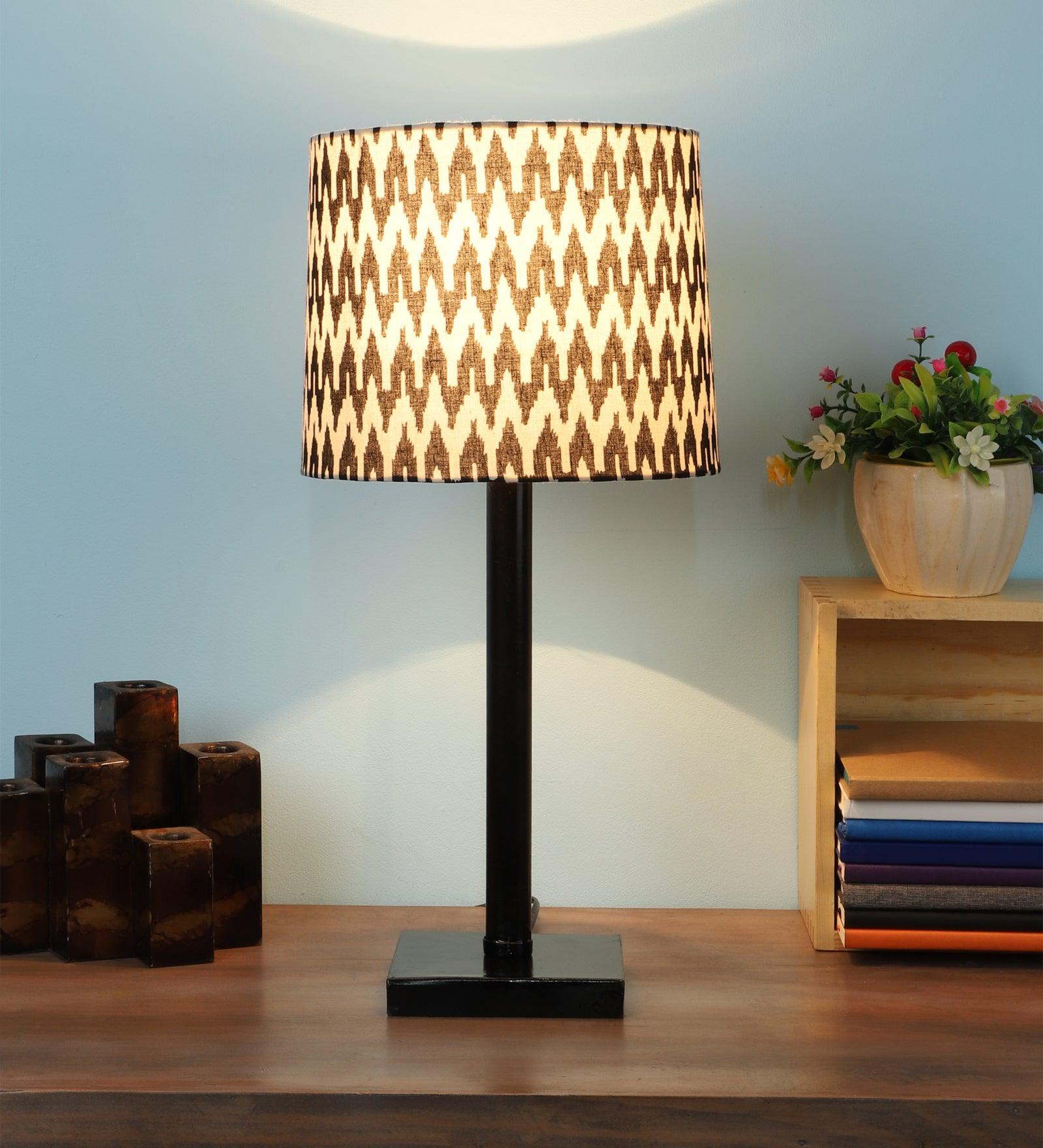 Chevron Design Print Shade With Metal Base Table Lamp - WoodenTwist