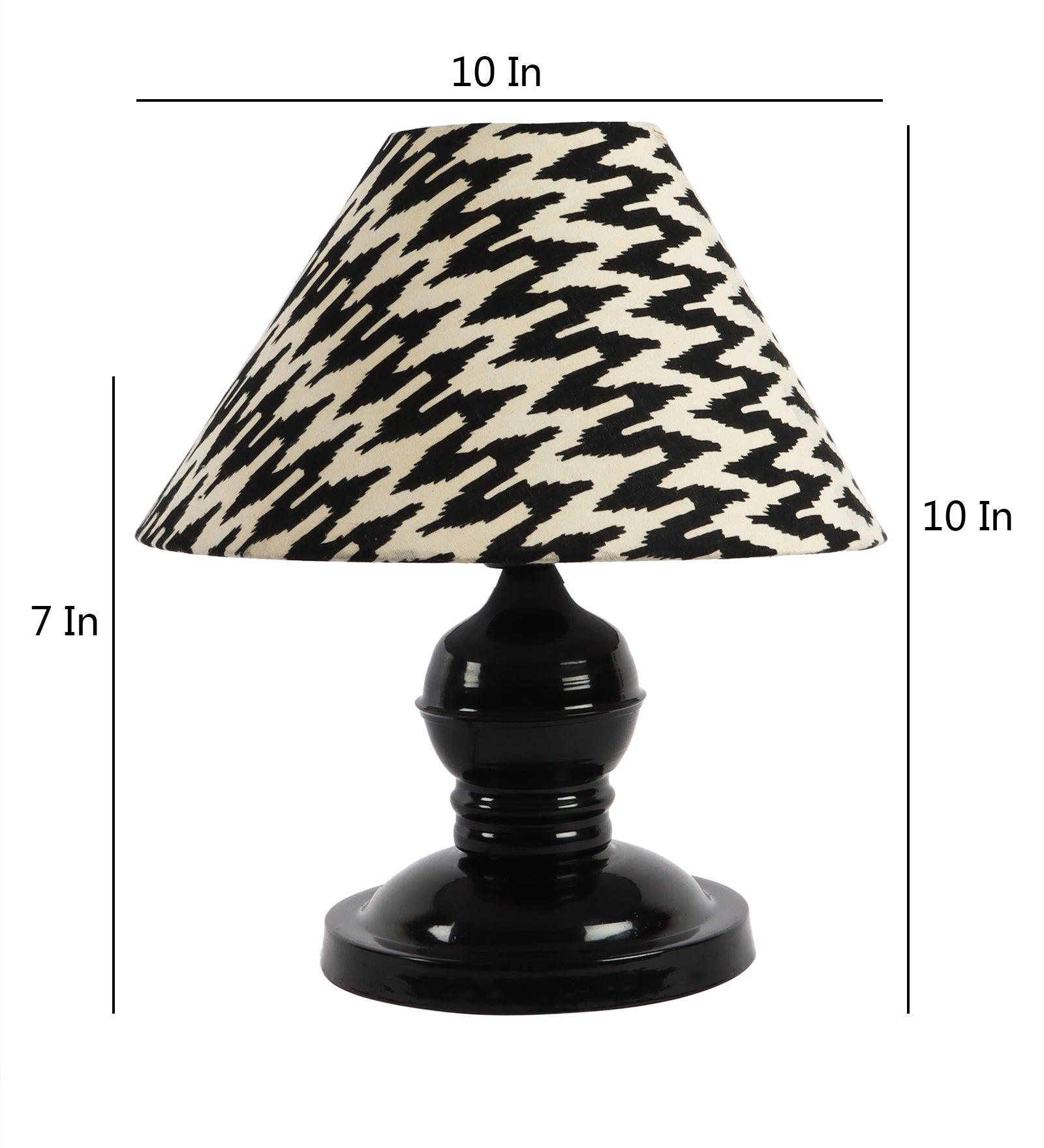 Chevron Design Print Shade With Metal Base Table Lamp - WoodenTwist