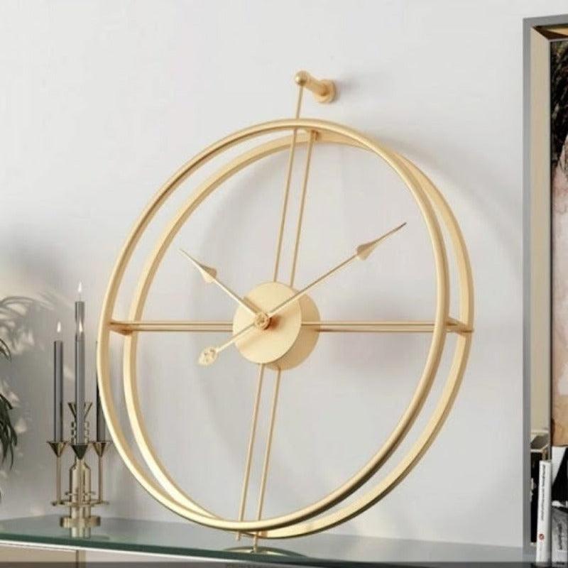 Metal Round Wall Clock - WoodenTwist